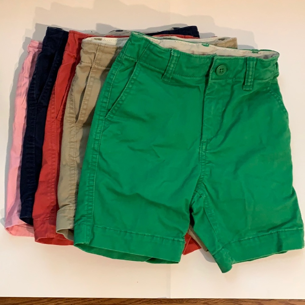 Gap boys 5t chino shorts (5 pairs)